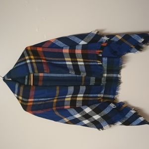 Uncategorized women's plaid blanket shawl/ scarf, square, fringe,light and warm.